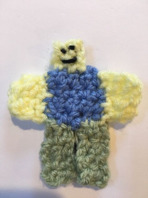 Can be added to any project for the roblox fan in your life! Pattern will soon be available to purchase on Ravelry Roblox Crochet Pattern Free, Crochet Roblox Pattern, Bleach Crochet, Fortnight Crochet Patterns, Fortnite Crochet, Crochet Dumbbell, Fallout Crochet Pattern Free, Kon Bleach Crochet Pattern, Small Crochet Gifts