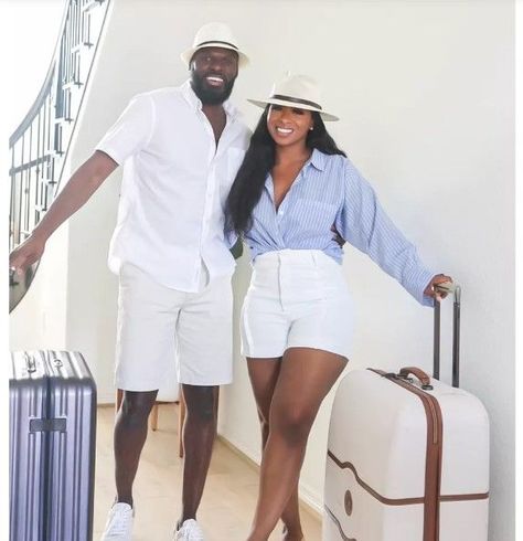 Husband And Wife Outfits, Vacation Outfit Inspiration, Black Couple Outfits, Weekend Getaway Outfits, Couples Matching Outfits Swag, Couple Outfits Matching, Striped Boyfriend Shirt, Couple Matching Outfits, Cute Vacation Outfits