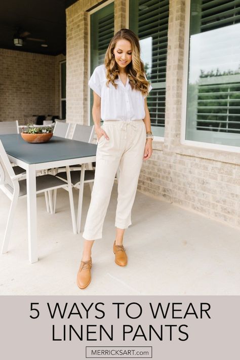 5 linen pants outfit ideas (from the beach to the office, and in between) Linen Pant Outfits Work, Cream Linen Pants Outfit Casual, Ways To Wear Linen Pants, Crop Linen Pants Outfit, Spring Linen Pants Outfit, Crop Pants Outfit Summer, Womens Linen Pants Outfit Summer, Linen Cropped Pants Outfits, Linen Pants Women Outfit