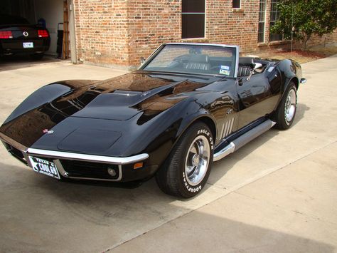 1969 Corvette Stingray Chevy Corvette 1969, Chevrolet Corvette Stingray 1969, Corvette Stingray 1969, 1969 Corvette Stingray, Stingray Car, 1969 Corvette, Old Corvette, Old Sports Cars, Vintage Corvette