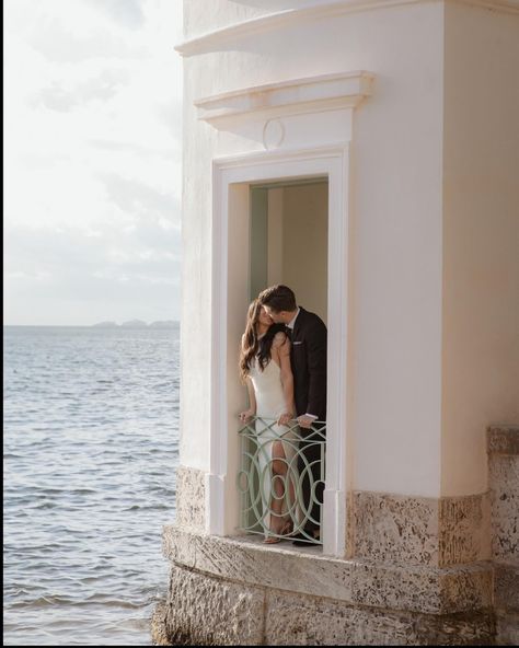 When you fly down to Miami for a wedding and decide to take your own engagement photos in an Iconic Miami Villa ✨ #miamiengaged #miamiengagement #miamiengagementphotographer #vizcayamuseum #vizcaya #vizcayaweddings #vizcayaelopementphotographer #vizcayaelopement #miamibeachengagement #miamibeachengagementphotographer #southfloridaengagementphotographer #palmbeachengagementphotographer #coralgablesengagementphotographer Vizcaya Museum And Gardens Engagement, Miami Engagement Photoshoot, Vizcaya Engagement Pictures, Vizcaya Photoshoot, Miami Engagement Photos, Engagement Photos Miami, Vizcaya Miami, Vizcaya Wedding, Proposal Photoshoot