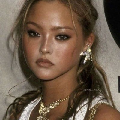 90s Makeup Look, Look Grunge, 90s Makeup, Devon Aoki, Cute Makeup Looks, Models Makeup, Grunge Makeup, Asian Makeup, Girls Makeup