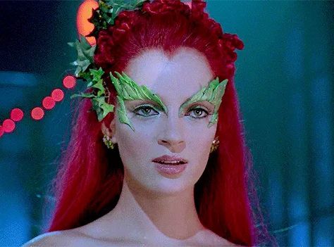 Batman Female Villains, Uma Thurman Batman, Uma Thurman Poison Ivy, Poison Ivy Makeup, Poison Ivy Halloween Costume, The Batman Movie, Ivy Costume, Poison Ivy Cosplay, Horror Halloween Costumes