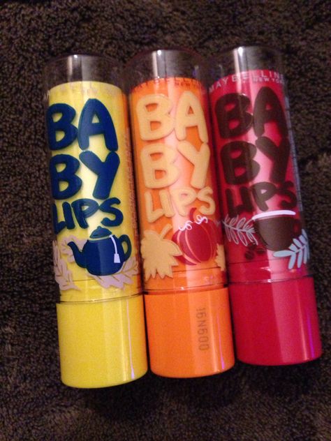 Baby Lips Holiday Spice Baby Lips Collection, Makeup Geek Eyeshadow, Baby Lips Maybelline, 2010s Aesthetic, Y2k Makeup, Cute Nail Polish, Lip Balm Collection, Eos Lip Balm, Teen Girl Room Decor