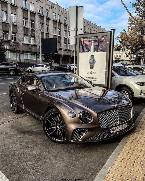 Bentley Aesthetic, Luxury Cars Aesthetic, Good Lifestyle, Cars Tattoo, Tattoo Car, Aesthetic Cars, Cars Aesthetic, Car Luxury, New Luxury Cars