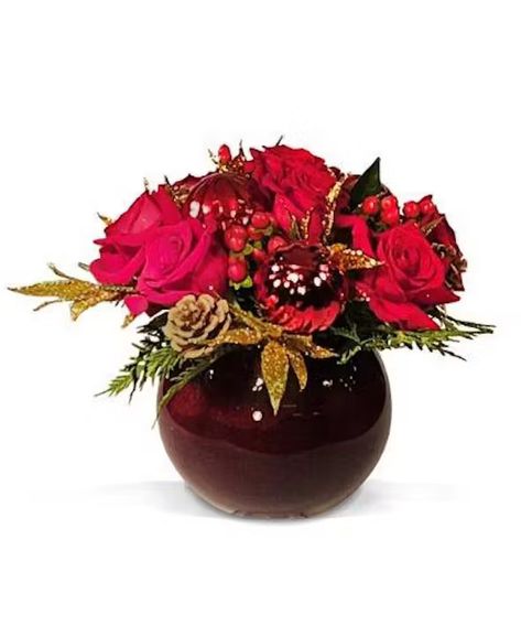 Toronto Christmas Flowers and Gift Guide - Ital Florist Toronto Christmas, Pine Cones Christmas, Lush Christmas, Poinsettia Care, Christmas Greens, Holiday Flowers, Red Vase, Christmas Luxury, Hypericum Berries