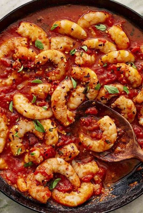 The spicy shrimp fra diavolo recipe is a quick and easy topping for pasta or perfect for serving with grilled bread. Shrimp Cajun Recipes, Fra Diavolo Seafood, Shrimp Diablo Recipe Mexican, Fra Diavolo Sauce Recipe, Shrimp Diablo Recipe, Shrimp Fra Diavolo Recipe, Fra Diavolo Recipe, Shrimp Fra Diavolo, Buttery Shrimp