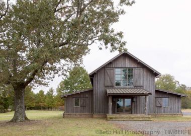 Hunting Lodge Plans, Lodge Plans, Timber Frame Home, Dining Room Cozy, Hunting Lodge, Timber Frame Homes, Barn Style House, Post And Beam, Cabin Plans