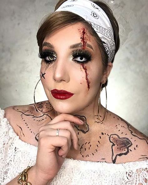 23 Pirate Makeup Ideas for Women to Copy This Halloween nice Check more at https://haniastyle.com/pirate-makeup/ Pirate Makeup Looks, Pirates Of The Caribbean Makeup, Pirate Makeup Ideas, Pirate Makeup, Makeup Ideas For Halloween, Glam Eye Makeup, Holloween Makeup, Peach Makeup, Purple Eye Makeup