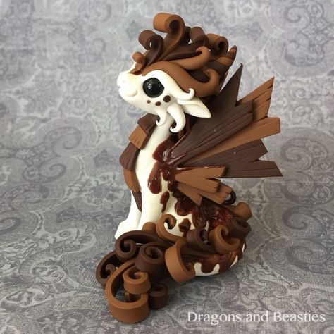 Chocolate Dragon, Polymer Dragon, Diy Fimo, Polymer Clay Dragon, Polymer Clay Figures, Clay Dragon, Dragon Sculpture, Polymer Clay Sculptures, Polymer Clay Animals