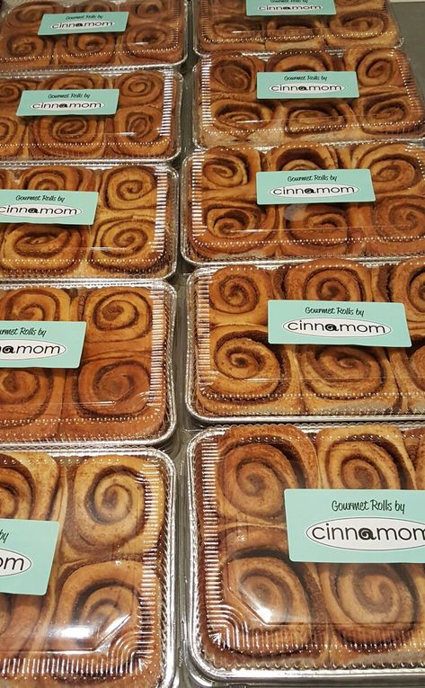 For the best shipping experience, all frostings and toppings are shipped on the side. YOU get to choose how much topping you put on your roll! SHIPPING: To maintain freshness orders are usually shipped on Mondays, Tuesdays and Wednesdays to avoid weekend delays. CINNAMOM will ship on other days depending on the location as long […] Packaging For Cinnamon Rolls, Cinnamon Rolls Business, Cinnamon Roll Packaging, Cinnamon Rolls Packaging, Heath Candy, Bake Sale Packaging, Bakery Menu, Dessert Packaging, Bakery Packaging