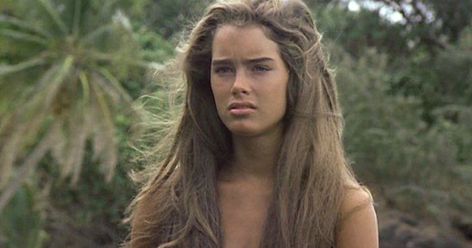 Brooke Shields Playboy: She posed when she was 10 years old. Brooke Shields Blue Lagoon, Brooke Shields Young, Baby Jane, Brooke Shields, Manhattan New York, Blue Lagoon, Pretty Face, Fashion Photographer, Long Hair