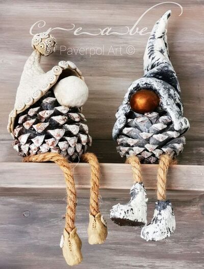 60 Pine Cone Crafts You Have Never Seen - Craftionary Pinecone Crafts Christmas, Cone Crafts, Pine Cone Art, Handmade Christmas Crafts, Cones Crafts, Pine Cone Crafts, Candy Christmas Decorations, Gnomes Crafts, Holiday Crafts Christmas