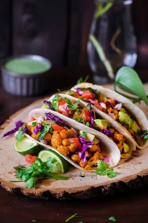 Roasted Chickpeas and Cauliflower Tacos Photography Food Photography Tacos, Tacos Photography, Dinner Ideas Easy Healthy, Healthy Meals For Dinner, Meals For Dinner, Quick Dinner Ideas, Easy Healthy Meals, Dinner Simple, Cauliflower Tacos