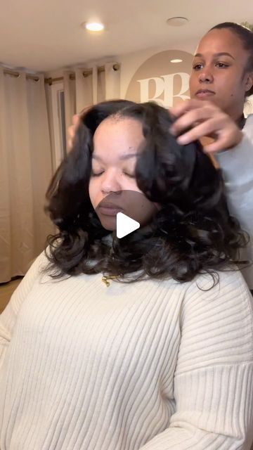 Detroit MUA & Content Creator on Instagram: "SAVE THIS REEL AND SHOW YOUR STYLIST 🚨 Come with me to get my hair done! I’m trying black girl tape ins with hair from @sheinofficial and if you’ve never had tape ins before here’s some pointers  1. Use extensions that match your natural texture the best because all of your hair is out! Unlike a traditional sew in  2. Tape ins are super flat! And extremely versatile when styling  3. Make sure your hair is in a healthy state (wash, conditioned, ends trimmed, etc) for the most seamless blend  4. Always get your tape ins installed, maintained, and removed by a professional! My stylist is @thebareitallbeauty   #detroithairstylist #detroithair #tapeinsextensions #tapeins #hairinspo #metrodetroithair #tapeinsforblackgirls #shein" Relaxed Hair With Extensions, Best Sew In Hair Extensions, Tape In Hair Extensions Hairstyles, Tape In Hair Extensions Before And After, Tape Ins Black Women, Tape In Extensions Black Women, Versatile Sew In, Black Hair Stylist, Hair Extensions Before And After