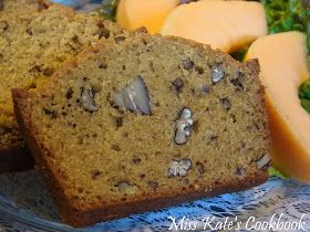 Cantaloupe Bread, Loaf Breads, Cantaloupe Recipes, Produce Recipes, Muffin Bread, Bread Rolls, Loaf Bread, Pecans, How To Make Bread