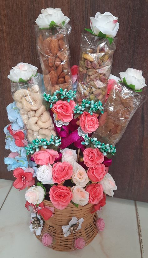 Jar Decoration, Candy Bouquet Diy, Wedding Gifts Packaging, Fruit Gifts, Dry Fruit, Candy Bouquet, Diy Bouquet, Diwali Decorations, Gift Hampers