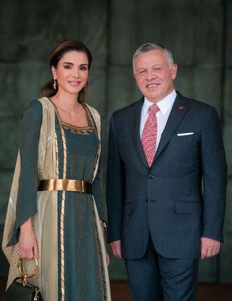 Queen Of Jordan, Jordan Royal Family, King Abdullah, Style Royal, Queen Rania, King And Queen, Crown Princess Victoria, Princess Victoria, Arte Popular