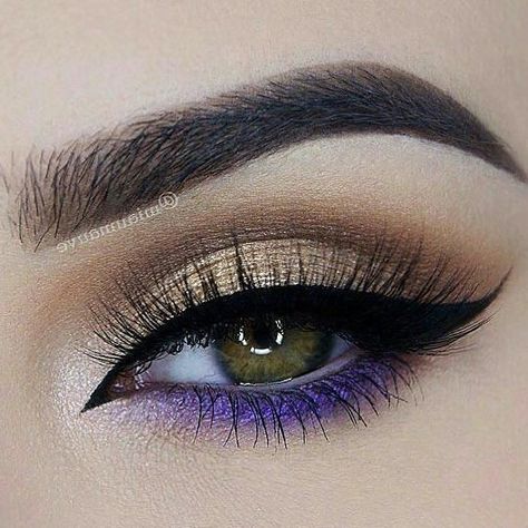 Make Up Designs, Make Up Studio, Peach Sorbet, Purple Eye Makeup, Eyeliner Gel, Eye Makeup Designs, Makijaż Smokey Eye, Purple Eyeshadow, Makeup Eye Looks