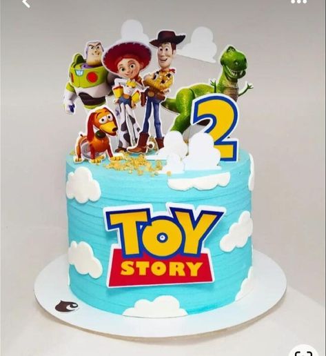 1 Tier Toy Story Cake, Toy Story Birthday Cake Buttercream, Toy Story Buttercream Cake, Simple Toy Story Cake, Birthday Cake For Children, Toy Story Cake Ideas, Hbd Ideas, Toy Story Birthday Cake, Camera Cakes