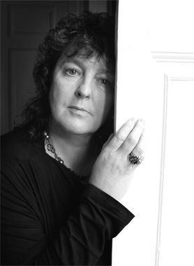 Photo Carol Ann Duffy Poems, His Touch, Carol Ann Duffy, Female Poets, Carol Ann, Women Writers, Writing Poems, Emily Dickinson, Poetry Poem