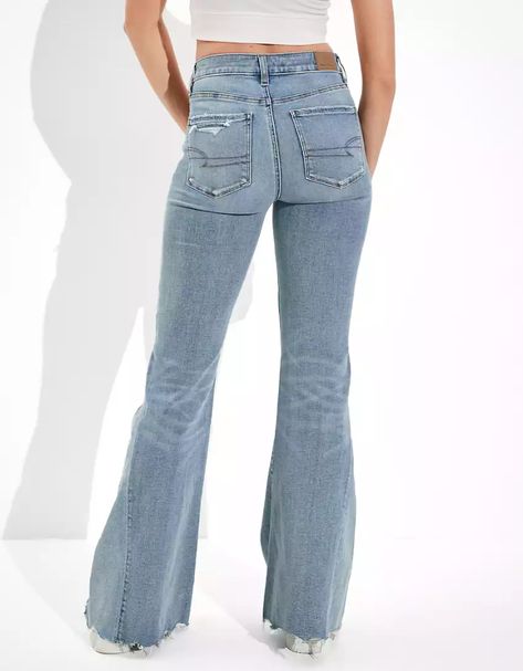 American Eagle Jeans Women, Super Flare Jeans, Womens Flare Jeans, Bottom Jeans, Jeans American Eagle, Stunning Outfits, Cute Everyday Outfits, Best Jeans, Bell Bottom