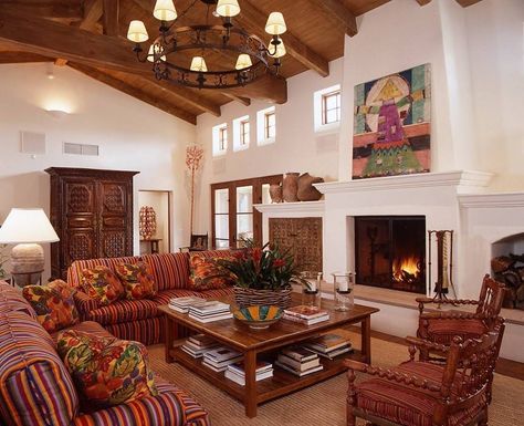 Mexican Home Decor Living Room, Eclectic Foyer, Hacienda Living Room, Hacienda Style Living Room, Hacienda Style Homes Interiors, Hacienda Style Homes Mexican, Peruvian Decor, Hacienda Interior, Hacienda Interior Design