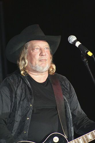 John David Anderson (born December 13, 1954, in Apopka, Florida)[2] is an American country musician with a successful career that has lasted more than 30 years. Starting in 1977 with the release of his first single, "I've Got a Feelin' (Somebody's Been Stealin')", Anderson has charted more than 40 singles on the Billboard country music charts, including five Number Ones: "Wild and Blue", "Swingin'", "Black Sheep", "Straight Tequila Night", and "Money in the Bank". He has also recorded 22 studio Famous Atheists, Apopka Florida, John Anderson, Grand Theatre, Country Musicians, Country Music Quotes, Country Singer, Country Music Artists, Country Music Stars