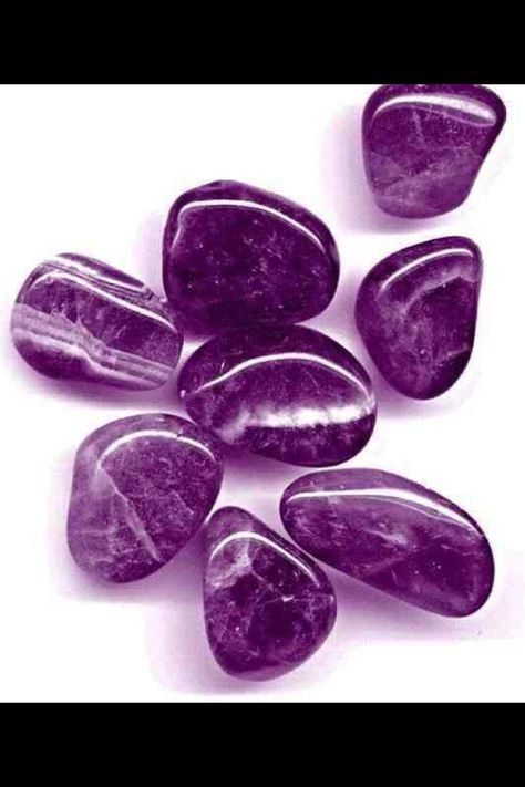 Purple rock Purple Cottage, Leap Year, Purple Love, Groundhog Day, All Things Purple, Rocks And Gems, Purple Stones, Purple Rain, Gems And Minerals