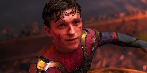 Marvel Studios head Kevin Feige reveals the first major update on the MCU's Spider-Man 4 movie, which hints at when Tom Holland's return may arrive. Daredevil Series, Spiderman 4, Spider Man Trilogy, Peter Spiderman, Wild Movie, Daredevil Netflix, Venom Movie, Vincent D’onofrio, Kevin Feige