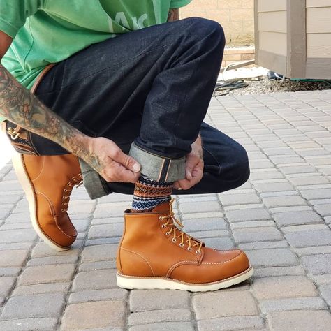 @redwings_n_things on Instagram: “Couldnt think of anything better for #redwingwednesday than to buy some new @redwingheritage #875 to add to the collection 🤘…” Redwings Boots, Outdoor Men, Boot Bag, Danner Mountain Light Boot, Red Wings, Dr. Martens Boots, The Collection, Hiking Boots, Combat Boots