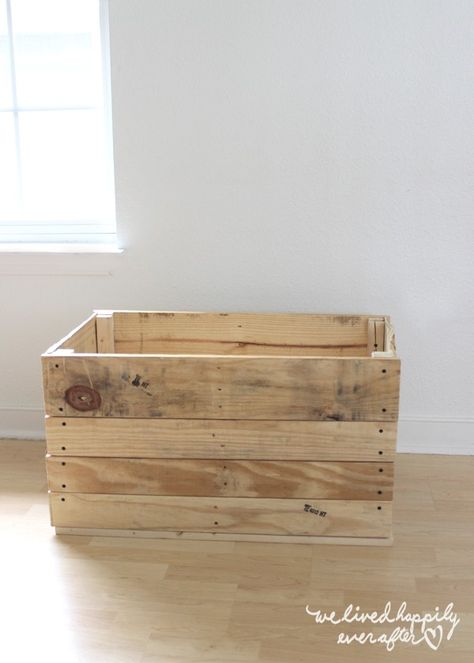 Wall Tables, Wooden Box Diy, Diy Toy Storage, Pallet Storage, Rustic Furniture Diy, Pallet Crates, Diy Organizer, Pallet Boxes, Crate Diy