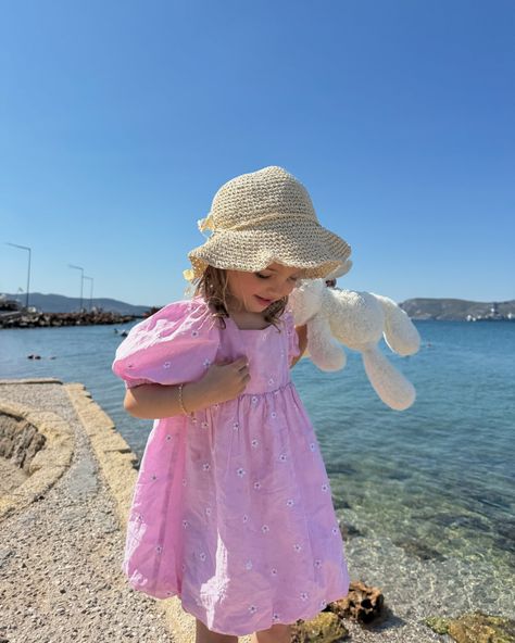 A postcard from Greece featuring our founder @reneeemay , Lolly and Lulu 🇬🇷 Confirming these sweet little outfits will have you getting stopped everywhere! 🥹 #lollymay Girl Toddler Outfits, Cute Children Outfits, Baby Lulu, Summer Child, Children Outfits, Yandere Characters, French Baby, Moms Goals, Little Outfits