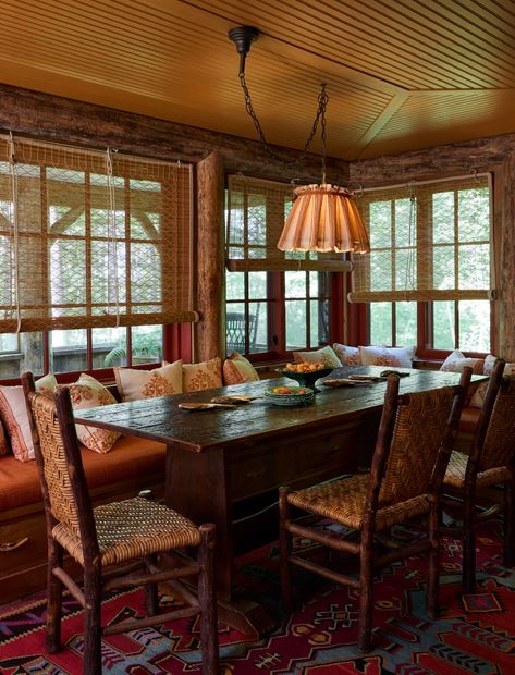 Cabin Dining Room, Tessa Foley, Log Cabin Interior, Cabin Interiors, Cabin Living, Black And White Tiles, Cabin Ideas, Mountain Cabin, Camping Crafts