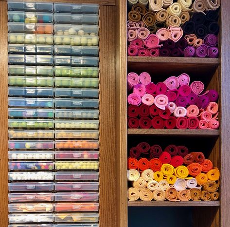 Embroidery Floss Storage, Sheet Storage, Crafting Space, Felt Storage, Art Supplies Storage, Ball Storage, Storage Tips, A Beautiful Mess, Felt Sheets