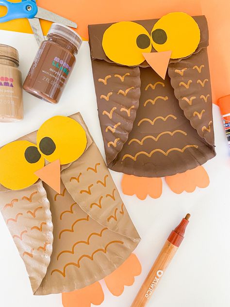 10 EASY Owl Crafts for Kids - ABCDee Learning Paper Plate Owl Craft, Owl Crafts For Kids, Night Creatures, Owl Plate, Owl Templates, Owl Craft, Insect Crafts, Fun Fall Crafts, Paper Owls