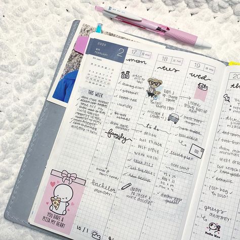 S Y D N E Y - PLANNERMONKEYCO on Instagram: “My very messy and half assed last week - planner funk? 🖊 #hobonichicousin #hobonichitecho #hobonichi2020 #hobonichi #plannerinspiration…” Messy Planner, Hobonichi Weeks Layout Minimal, Hobonichi Weeks Stickers, Hobonichi Weeks Mega, Hobonichi Plain Notebook, Week Planner, Hobonichi Weekly Supplement, Hobonichi Cousin, Hobonichi Techo