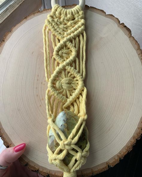 I’ll be bringing these crystal bookmarks and a bunch of different colored crystal palmstone holders to Saturday’s market! #macramê #macrame #macramemakers #handmade #bohodecor #bohostyle #bohovibes #bookmarks #bookmark #crystal #crystallove #crystalmagic #crystalhealing #crystalenergy #handmadeisbetter #handmadegifts #fiberartistsofinstagram Crystal Bookmark, Crystal Magic, Energy Crystals, Black Widow, Color Crystal, Boho Decor, Crystal Healing, Boho Fashion, Macrame