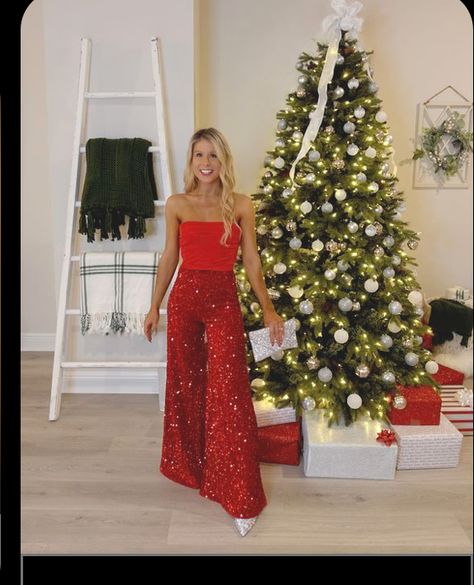 Cute Holiday Outfits For Christmas, Holiday Concert Outfit, Amazon Holiday Outfit, Holiday Christmas Party Outfit, Red Strapless Top, Mariah Carey Outfits, Blonde Halloween, Christmas Dances, Business Shoot