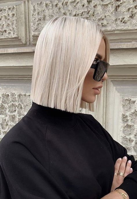 Short Platinum Blonde Hair, Blending Gray Hair, Ice Blonde Hair, Blonde Hair Inspiration, Hair Secrets, Homecoming Makeup Looks, Hair Gray, Blonde Hair Shades, Hair Pixie