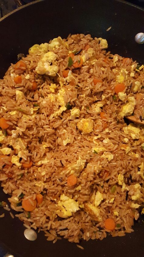 Chicken fried rice...yes I can cook Chinese Fried Rice Aesthetic, Fried Rice Aesthetic, Rice Aesthetic, Food Motivation, Southern Food, Chicken Fried Rice, Food Therapy, Chicken Fried, Healthy Food Motivation