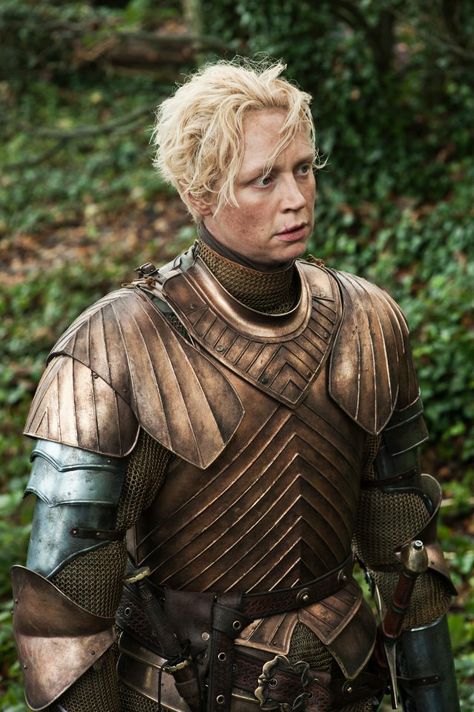 game of thrones brienne Game Of Thrones Brienne, Gwendolyn Christie, Jaime And Brienne, Game Of Thrones Costumes, Brienne Of Tarth, Favorite Tv Characters, Game Of Thrones Tv, Cersei Lannister, Gra O Tron