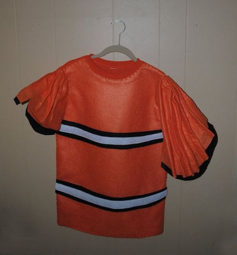 fish costume ideas | Nemo Fish Inspired Costume Body Clown Fish by AlphabetCircus, $49.00 Clown Fish Costume Diy, Clown Fish Costume, Diy Nemo Costume, Finding Nemo Jr Costumes, Clownfish Costume, Nemo Costume Diy, Fish Costume Diy, Nemo And Dory Costume, Finding Nemo Costume Diy