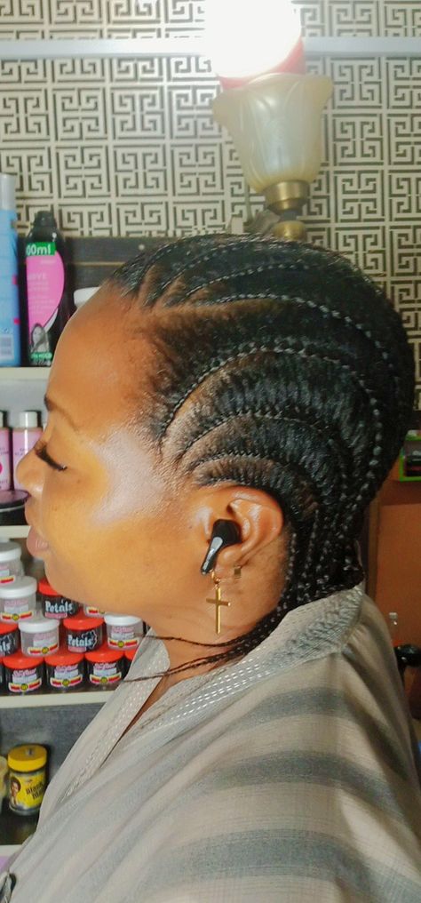 Didi All Back Hairstyle, Didi Styles For Natural Hair, Didi Hairstyles Nigerian Natural Hair, Didi Hairstyles Nigerian, All Back Hairstyle, Cute Rabbit Images, Rabbit Images, Braiding Styles, Protective Hairstyles For Natural Hair