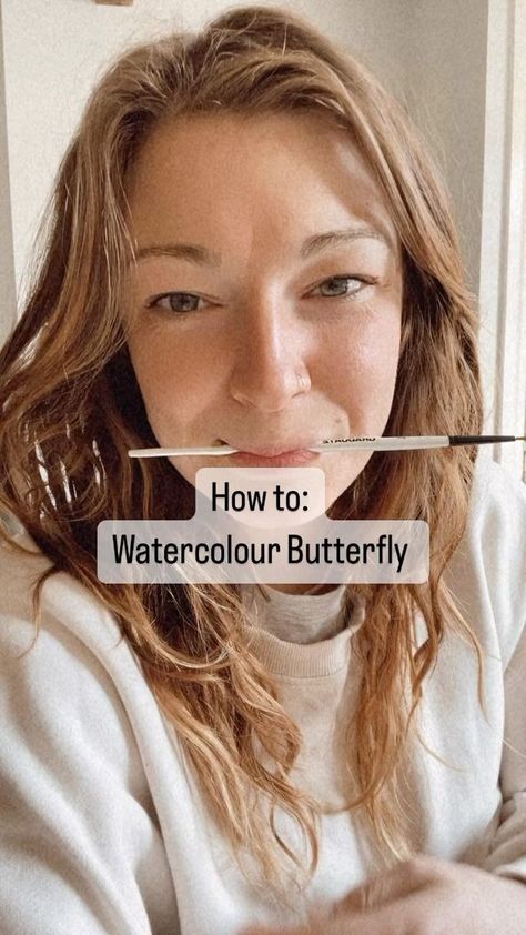 How to: Watercolour Butterfly Most of this butterfly is done using the wet on wet technique … this is where you paint on to already wet paper, or still wet previous paint. This is what helps your colours to beautifully run in to each other and then dry as those delicate blended watercolour layers. The tiny details like the butterfly body and antennae, we’re done once everything else in the butterfly was dry. Brushes: Round size 6 Rigger size 1 Both @dalerrowney1783 Sketchbook available Watercolor Butterfly Painting, Watercolour Butterfly, Butterfly Watercolor Tutorial, Watercolor Butterflies, Watercolor Butterfly, How To Draw A Butterfly Watercolor Painting, Watercolour Butterfly Tutorials, Butterfly Watercolour Drawings, Watercolor Painting Easy