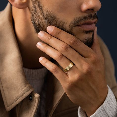 Plain gold rings for men offer timeless simplicity and elegance. They are versatile and can complement any style, making them suitable for both casual and formal occasions. Male Wedding Bands Gold, Gold Wedding Bands For Men, Mens Ring Designs, Couple Ring Design, Plain Gold Ring, Melanie Casey, Men's Wedding Bands, Ring Inspo, Mens Gold Wedding Band