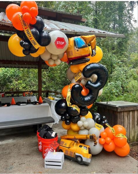 Blippi Excavator Birthday Party, School Balloons, 4th Birthday Party For Boys, Papa Birthday, Digger Birthday, Construction Theme Birthday Party, Construction Theme Party, Construction For Kids, Construction Birthday Parties