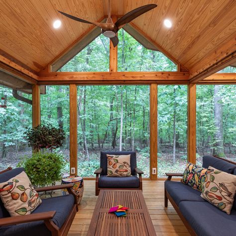 75 Screened-In Porch Ideas You'll Love - July, 2023 | Houzz Screened In Porch With Pitched Roof, Screened Porch Kitchen, Vaulted Screen Porch, Screened In Porch Vaulted Ceiling, Vaulted Ceiling Screened Porch, Large Screened In Porch Ideas, Traditional Screened In Porch, Screen Porch Lighting, Screen Porch Ceiling Ideas