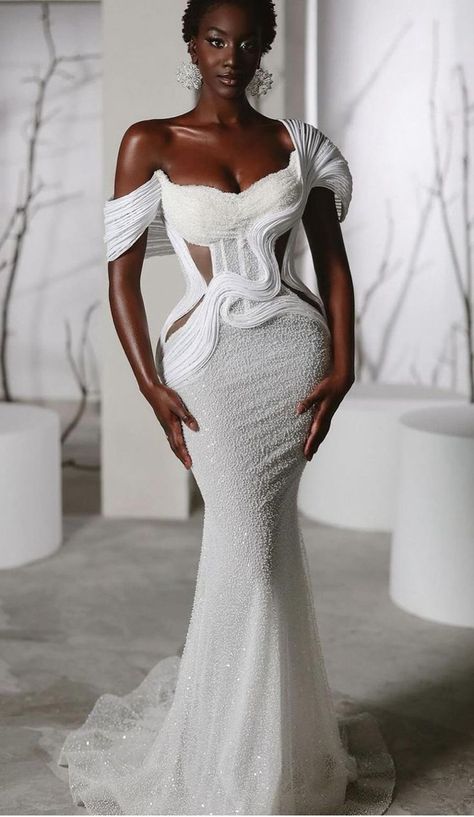 Md Dress Ideas, Nigerian Bride Dress, Reception Outfit For Bride, Civil Dress, Nigerian Wedding Dress, Wedding Reception Dresses, Nigerian Bride, Reception Outfit, Bride Dress Simple