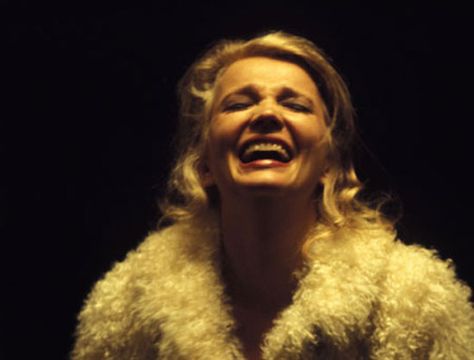 ríe A Woman Under The Influence, John Cassavetes, Gena Rowlands, Peter Falk, Beautiful Film, Film Studies, Ensemble Cast, Under The Influence, Film Stills